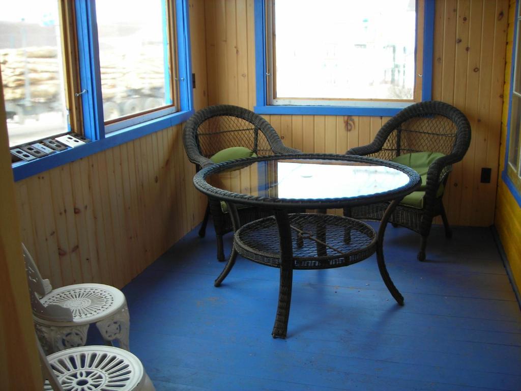 Gite Des Hauteurs Et Cafe De La Place Saint Zenon Номер фото